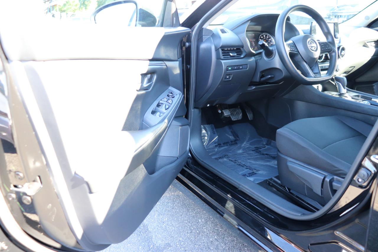 Nissan Sentra S CVT 2025