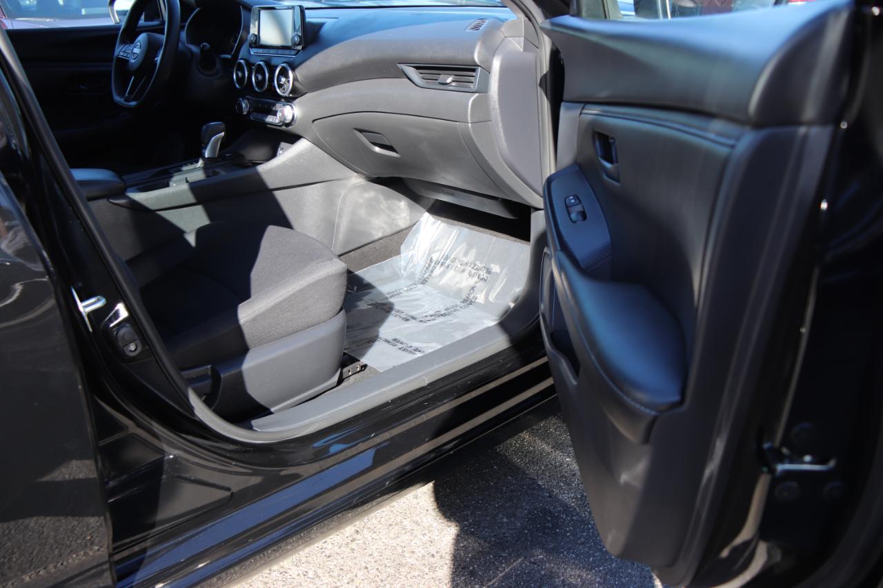 Nissan Sentra S CVT 2025