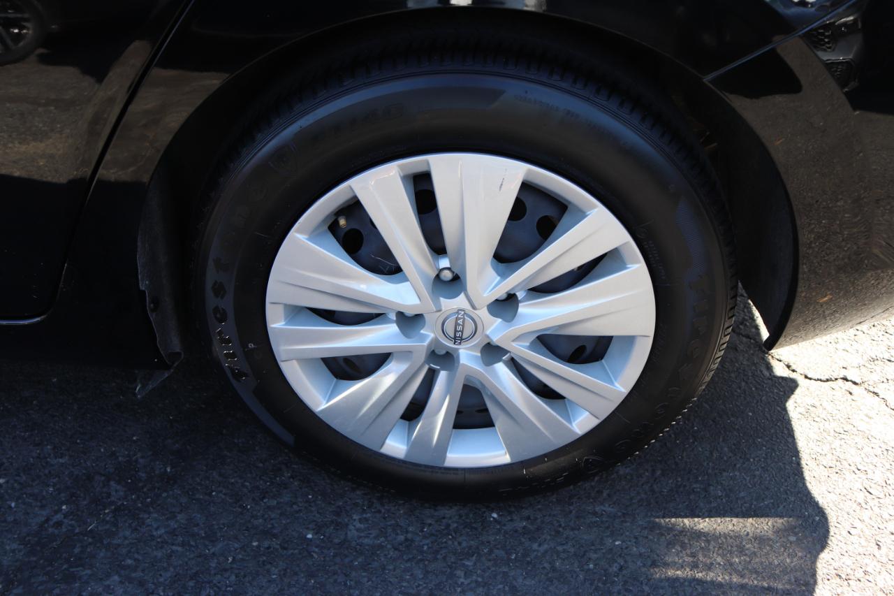Nissan Sentra S CVT 2025