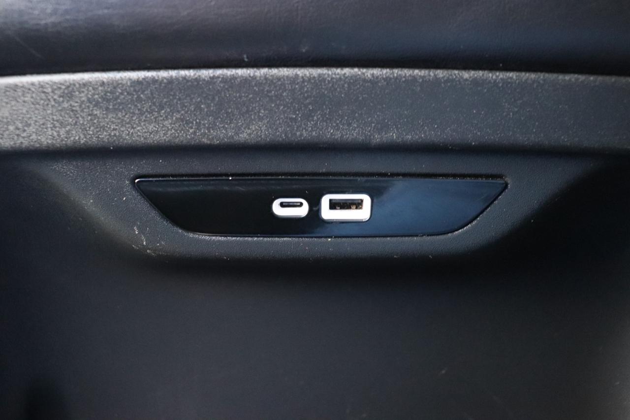 Chrysler Pacifica Limited FWD 2025