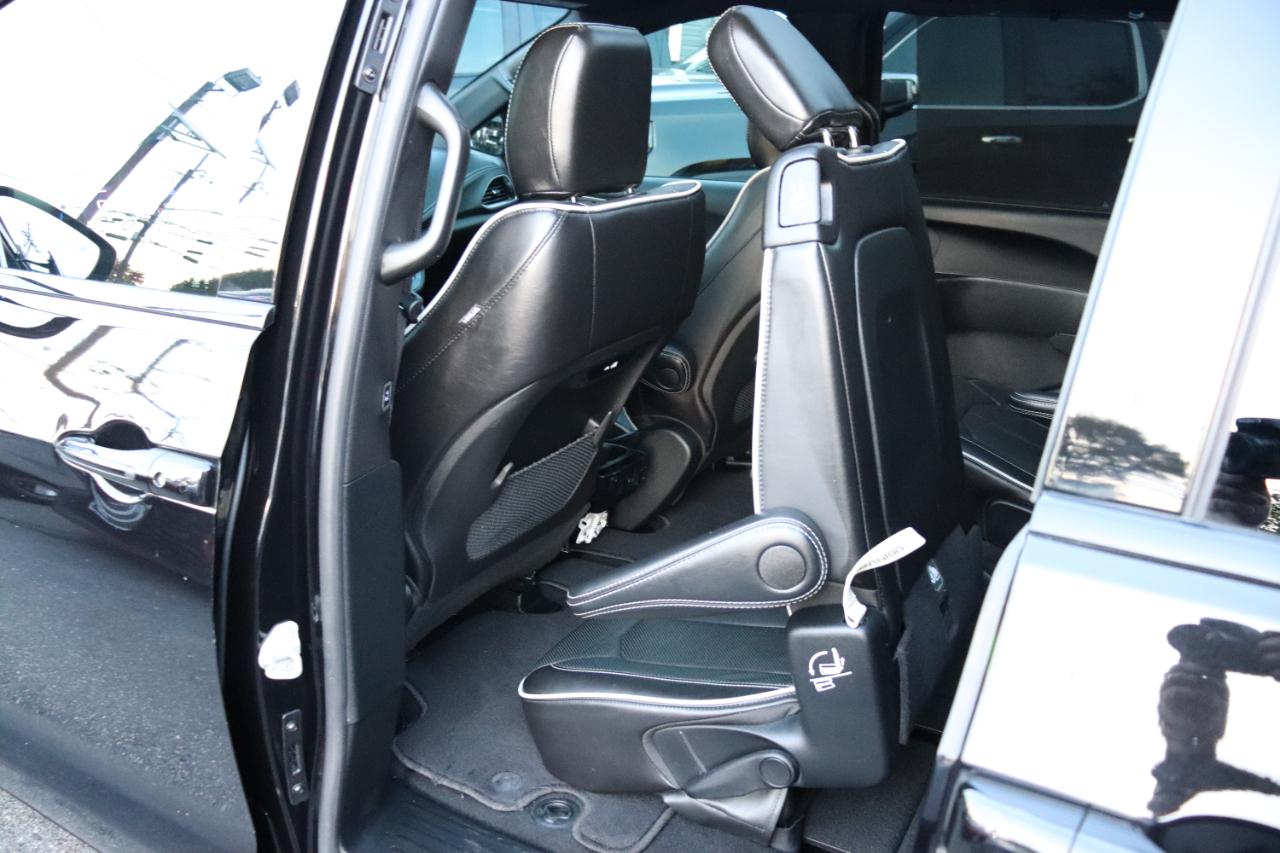 Chrysler Pacifica Limited FWD 2025
