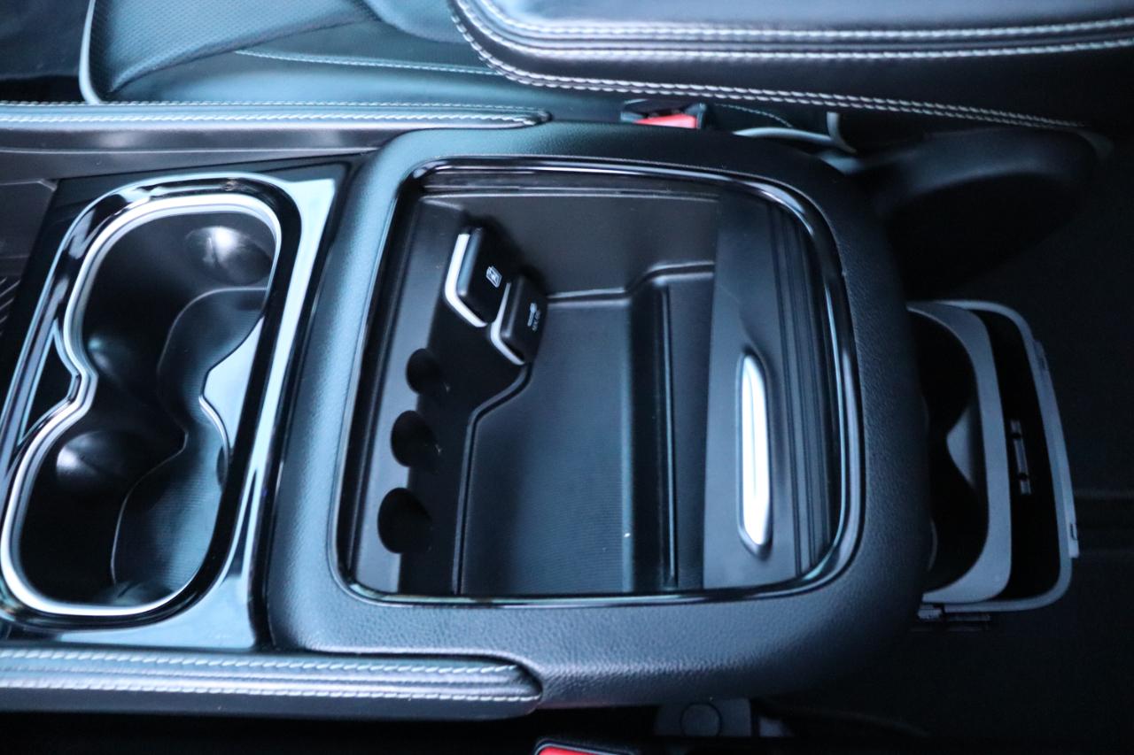 Chrysler Pacifica Limited FWD 2025
