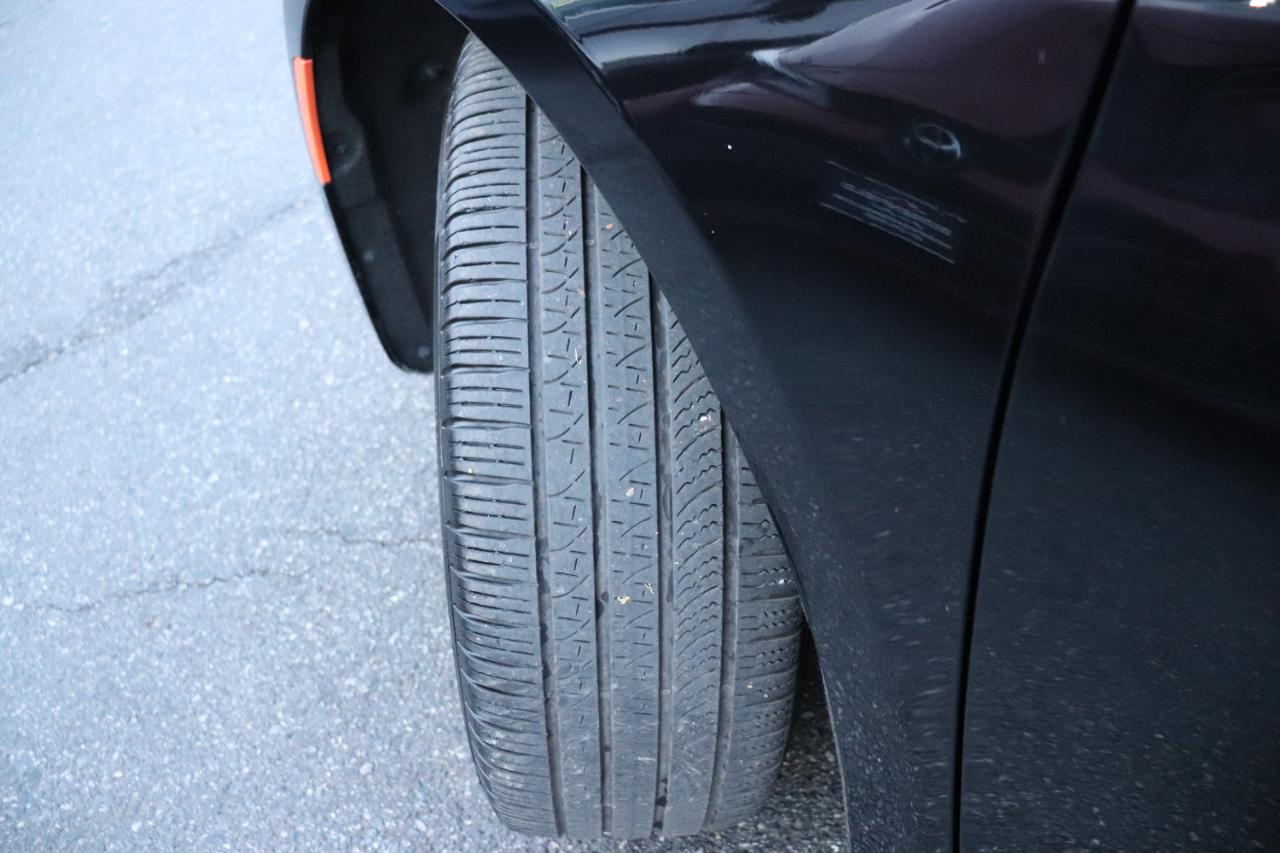 Chrysler Pacifica Limited FWD 2025