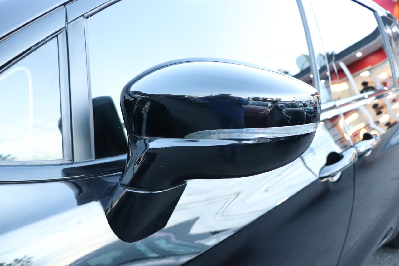 Chrysler Pacifica Limited FWD 2025