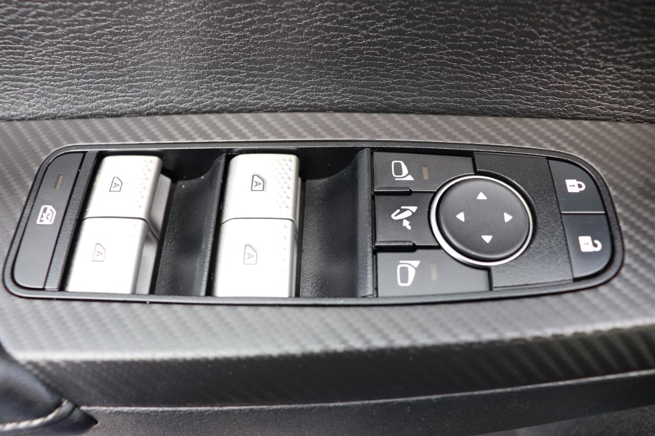Mitsubishi Outlander SE FWD 2025