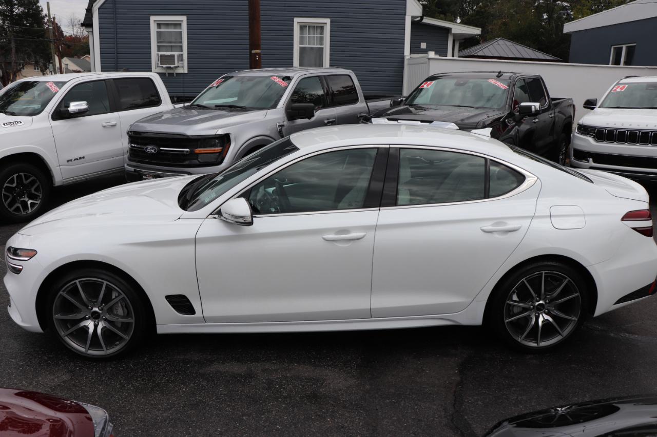 Genesis G70 2.5T AWD 2025