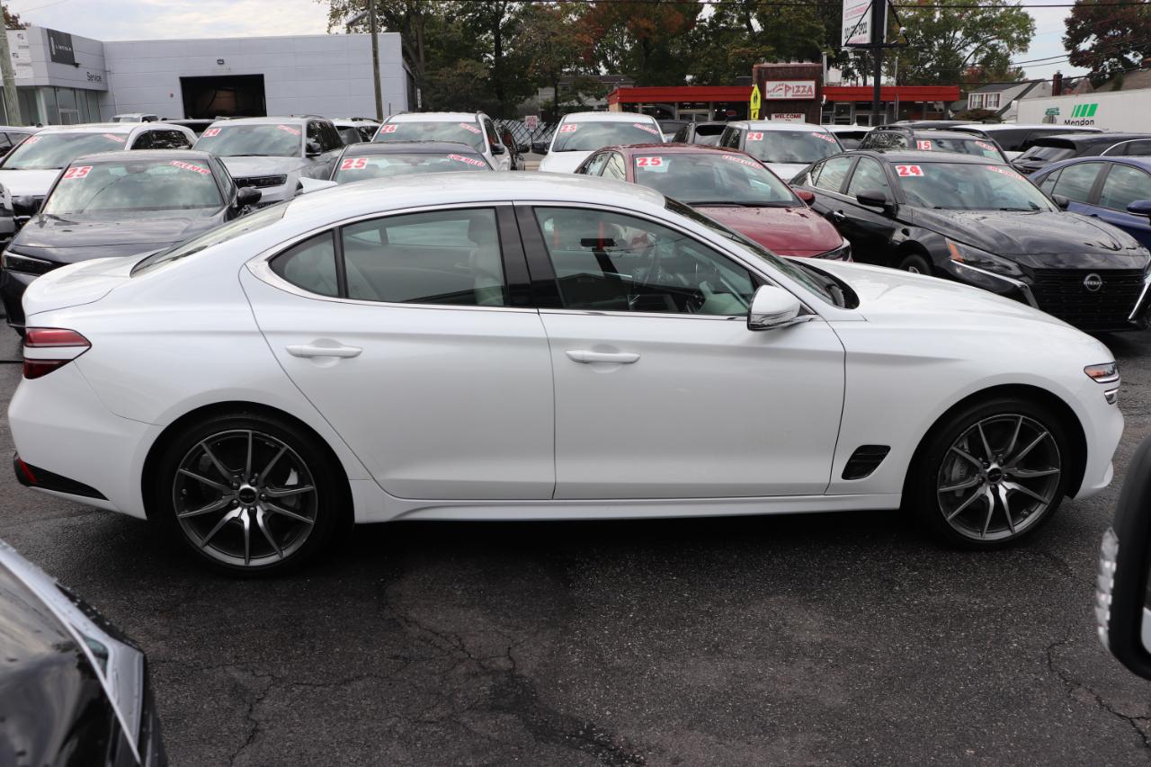Genesis G70 2.5T AWD 2025