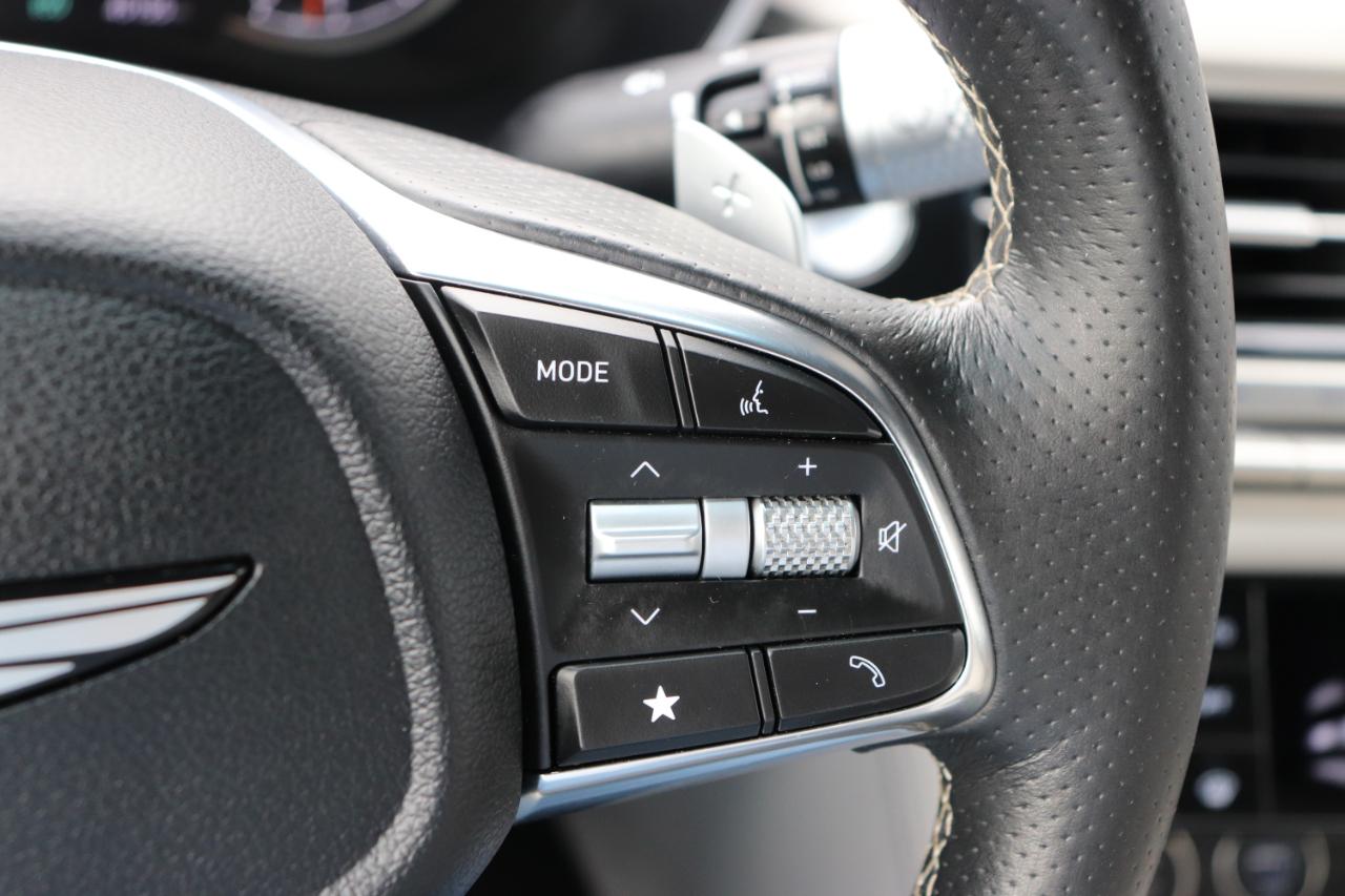 Genesis G70 2.5T AWD 2025