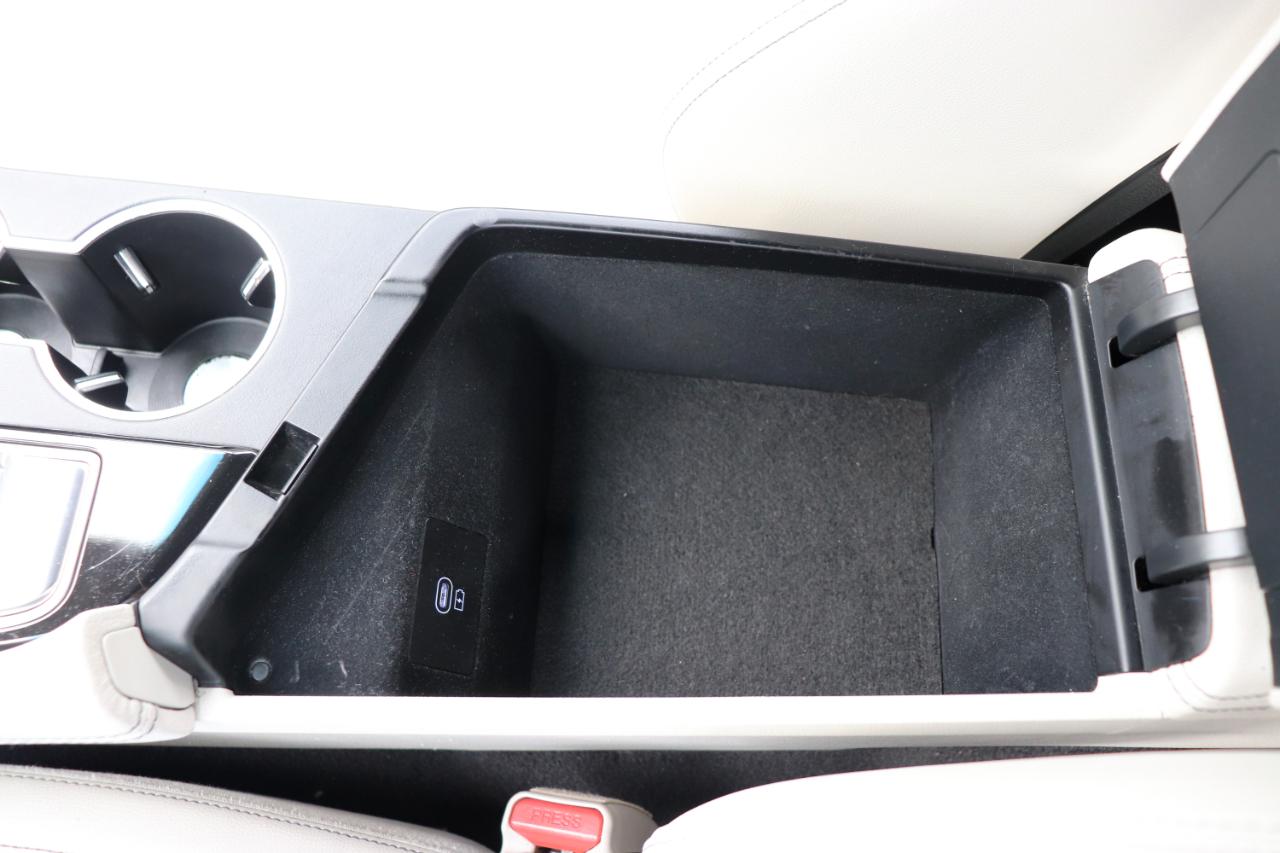 Genesis G70 2.5T AWD 2025