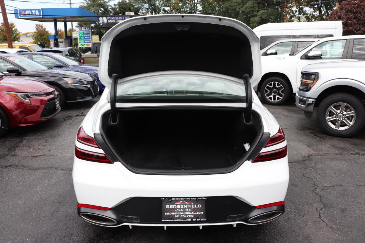 Genesis G70 2.5T AWD 2025