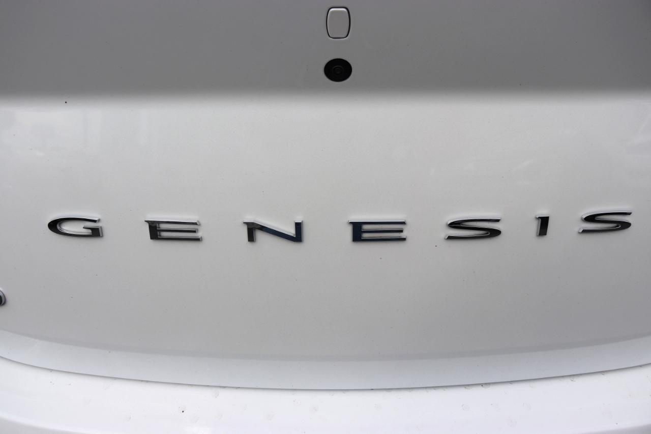 Genesis G70 2.5T AWD 2025