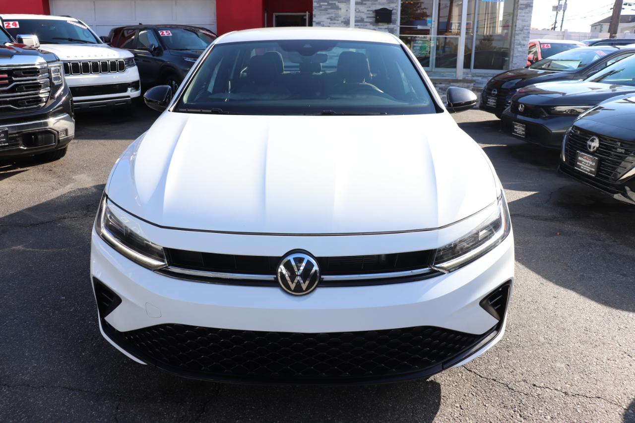 Volkswagen Jetta Sport Auto 2025