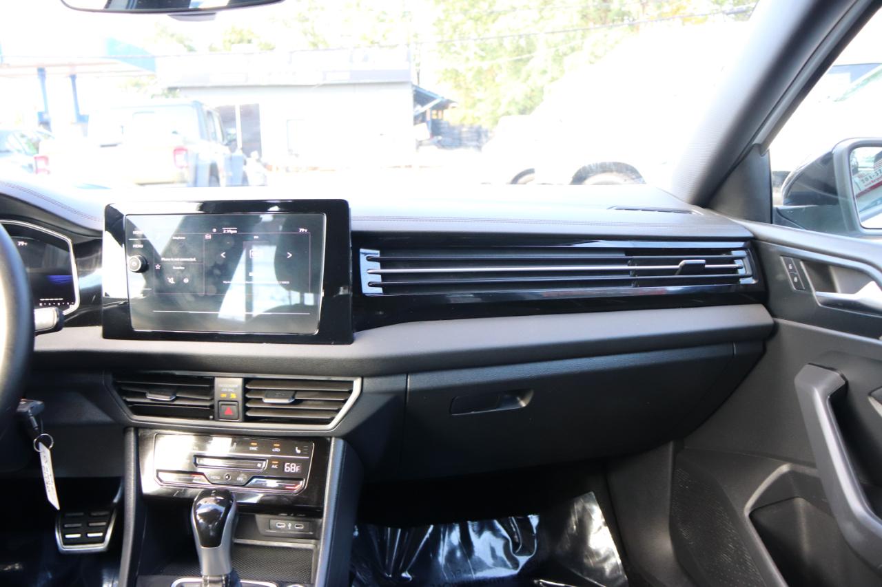 Volkswagen Jetta Sport Auto 2025