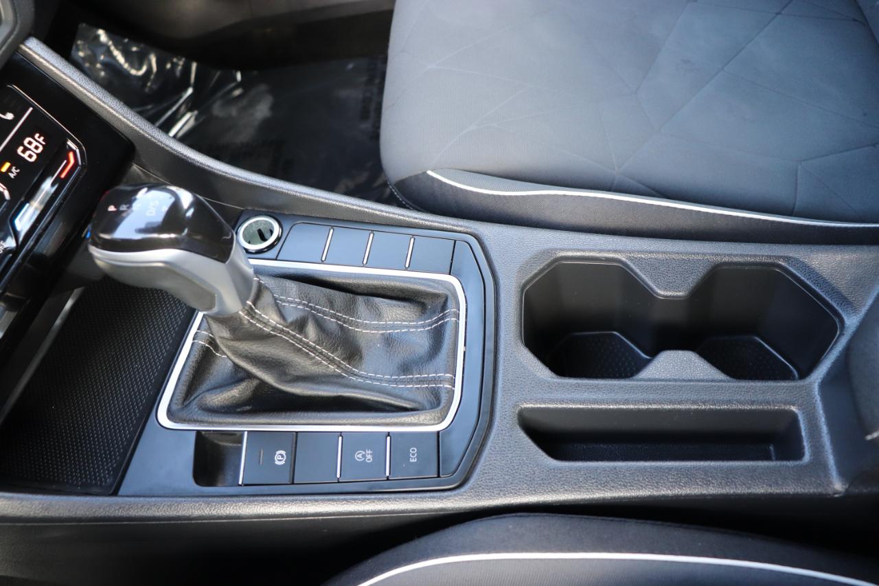 Volkswagen Jetta Sport Auto 2025