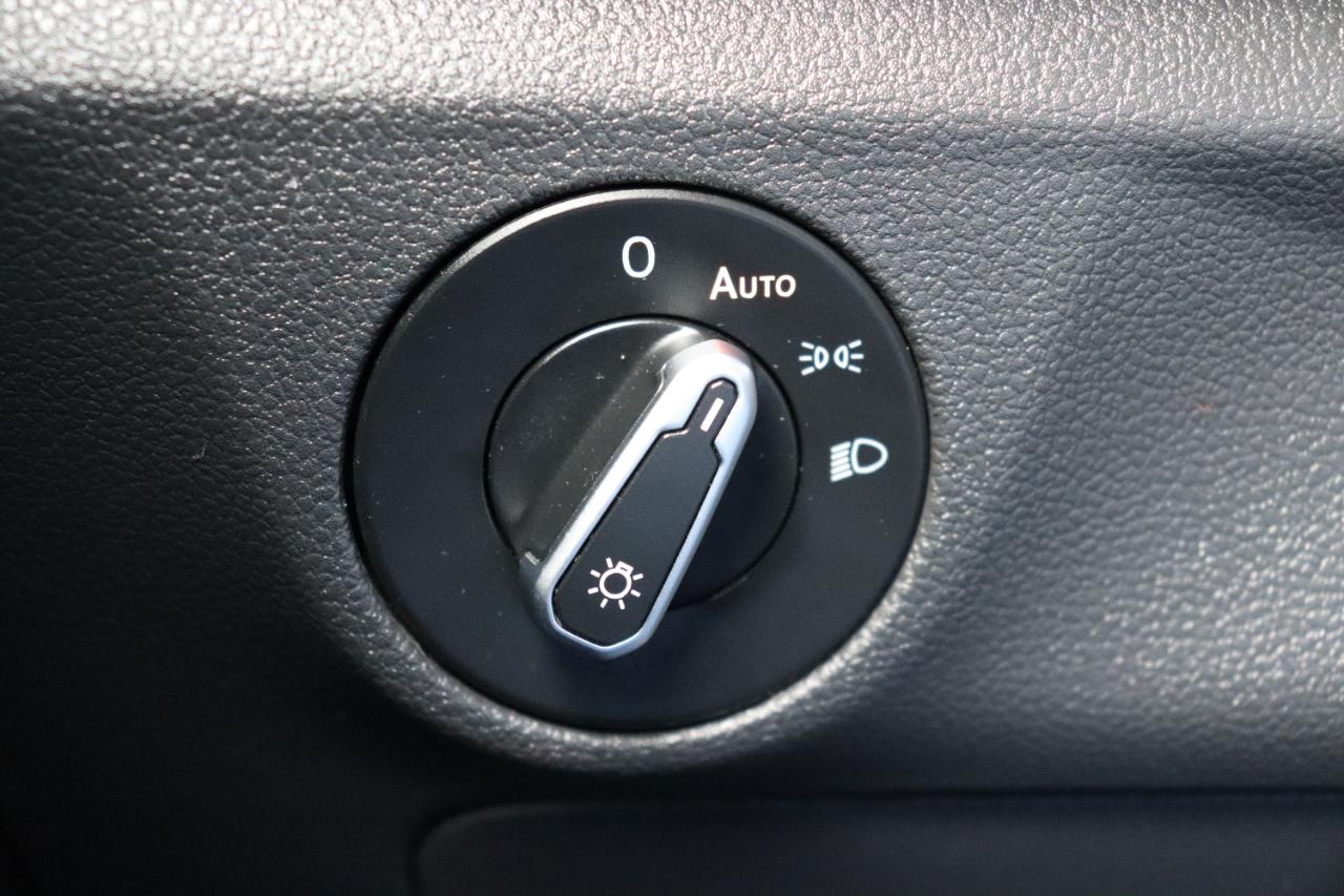 Volkswagen Jetta Sport Auto 2025