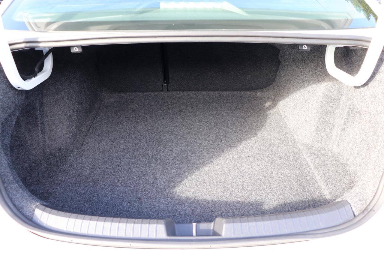 Volkswagen Jetta Sport Auto 2025