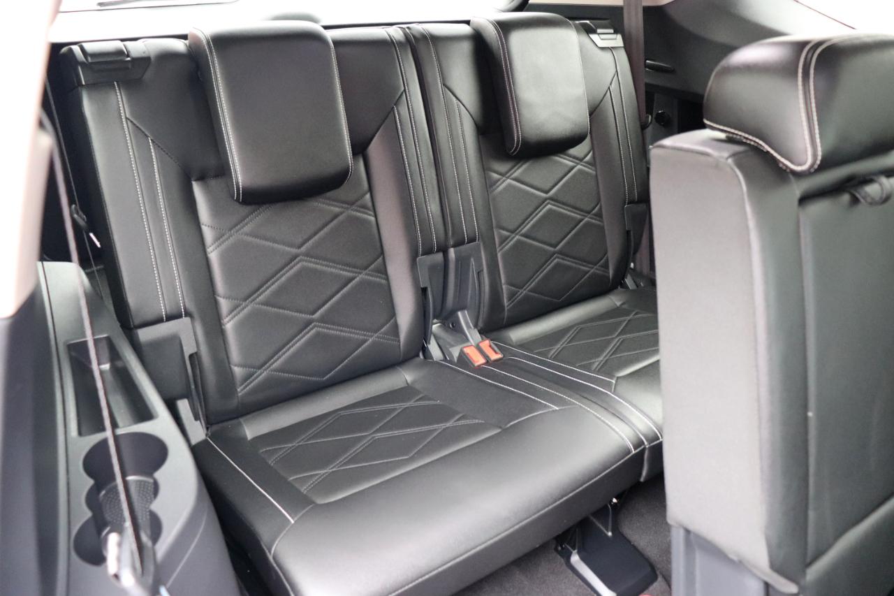 Volkswagen Atlas 2.0T SE w/Technology FWD 2025