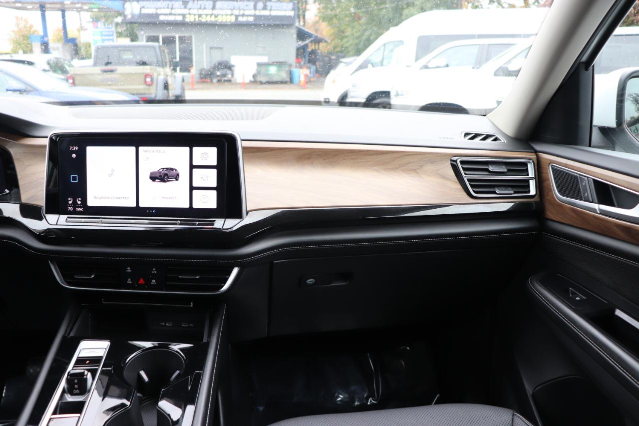 Volkswagen Atlas 2.0T SE w/Technology FWD 2025