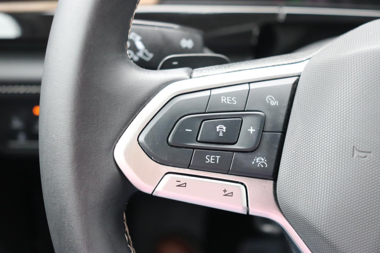 Volkswagen Atlas 2.0T SE w/Technology FWD 2025