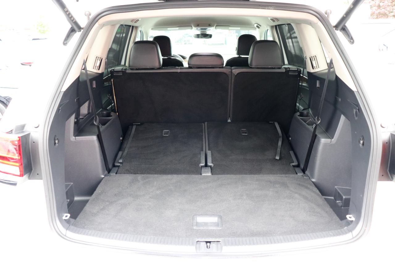 Volkswagen Atlas 2.0T SE w/Technology FWD 2025