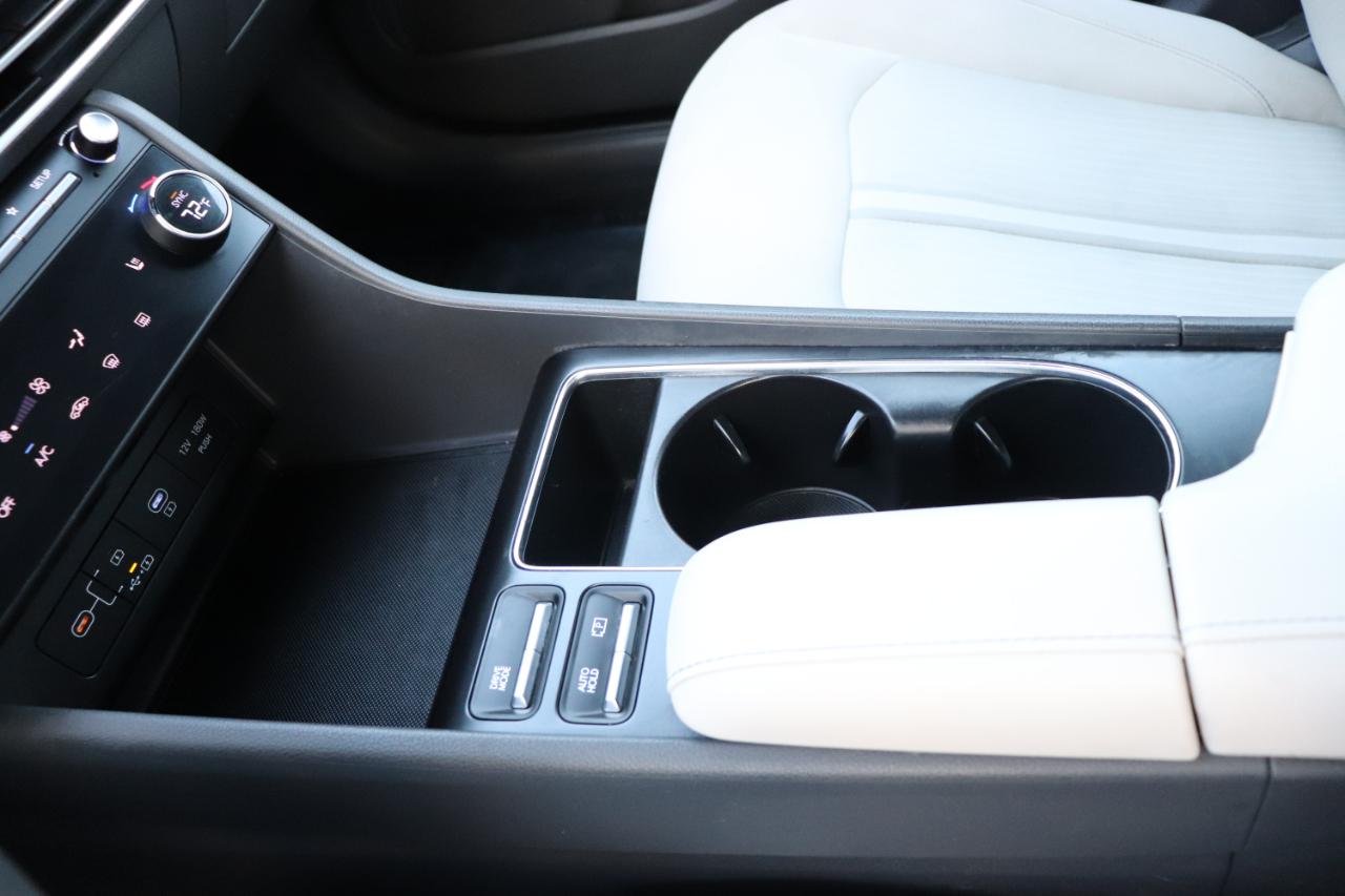 Hyundai Sonata SEL FWD 2025