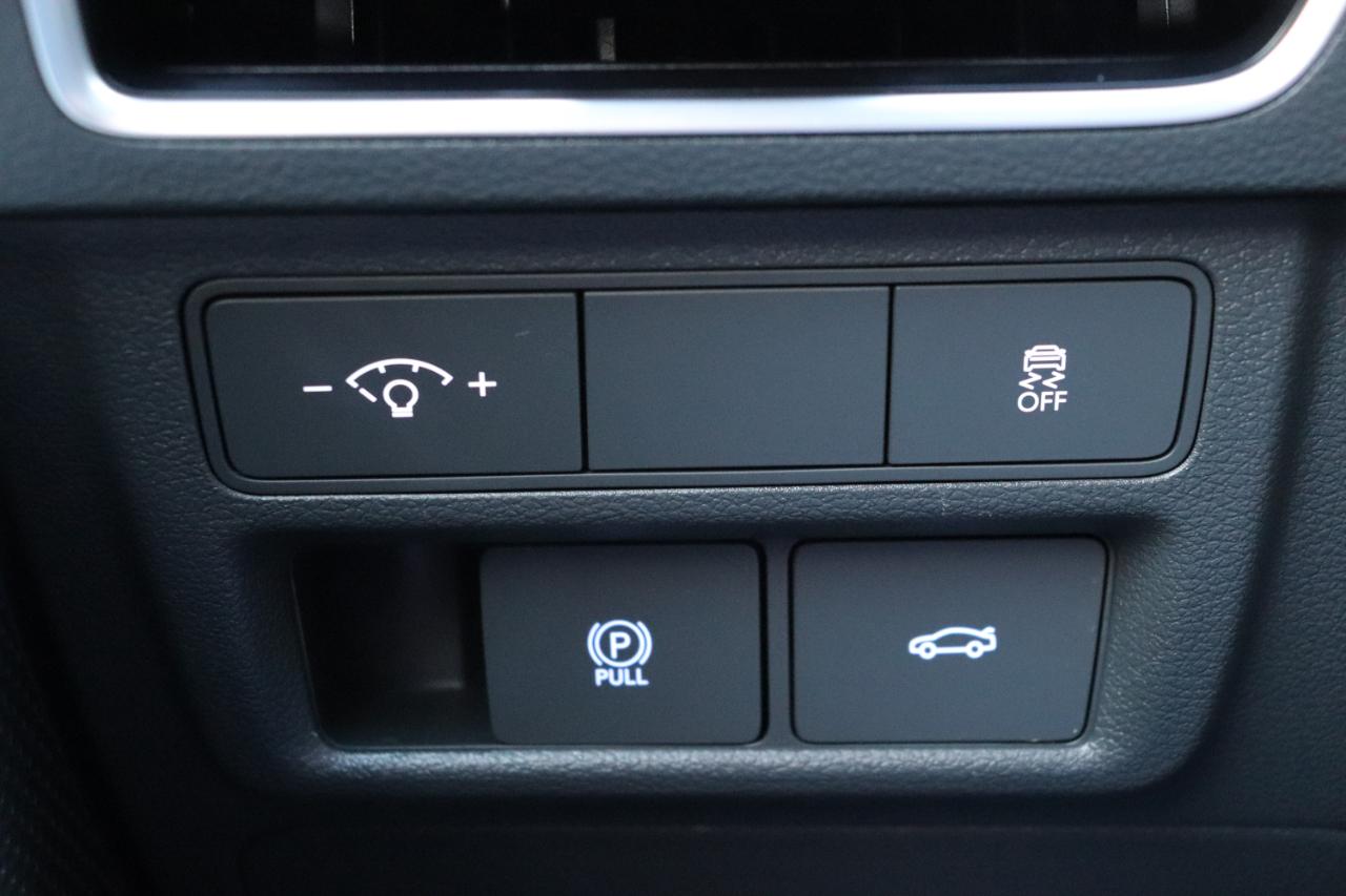 Hyundai Sonata SEL FWD 2025