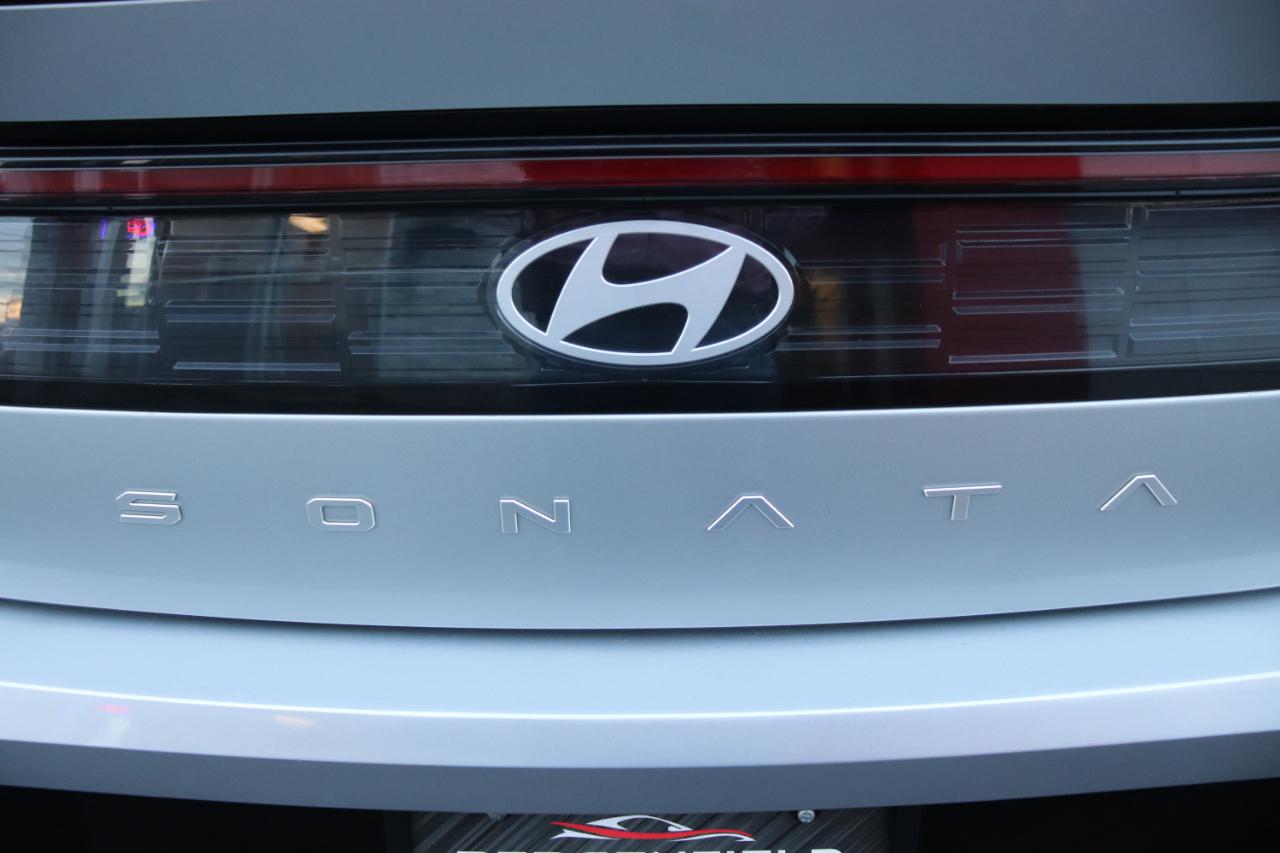 Hyundai Sonata SEL FWD 2025