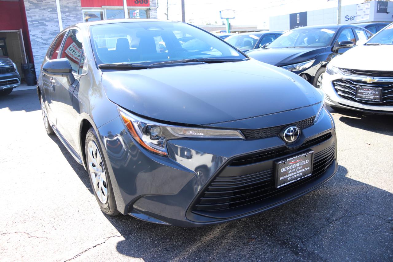 Toyota Corolla LE CVT (Natl) 2026