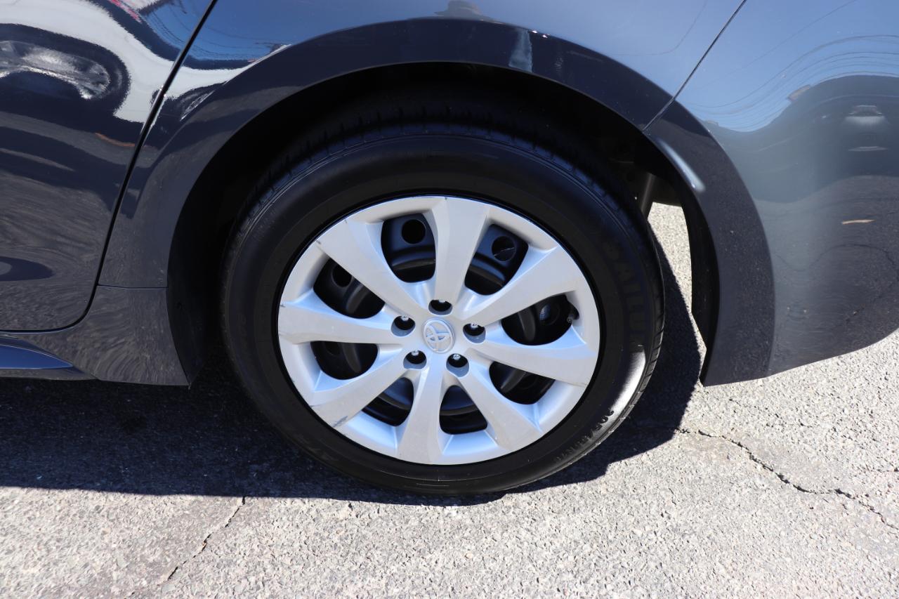 Toyota Corolla LE CVT (Natl) 2026