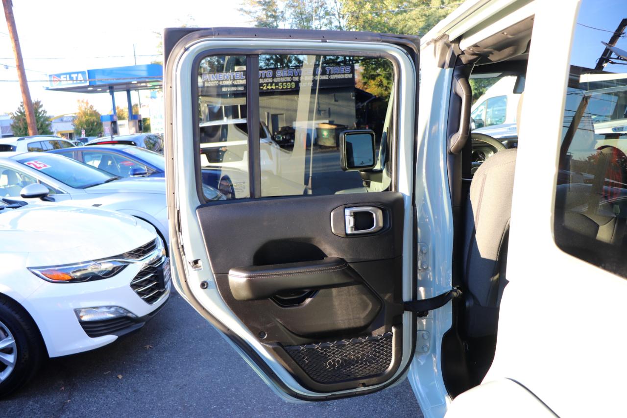 Jeep Wrangler 4xe Sahara 4x4 2024