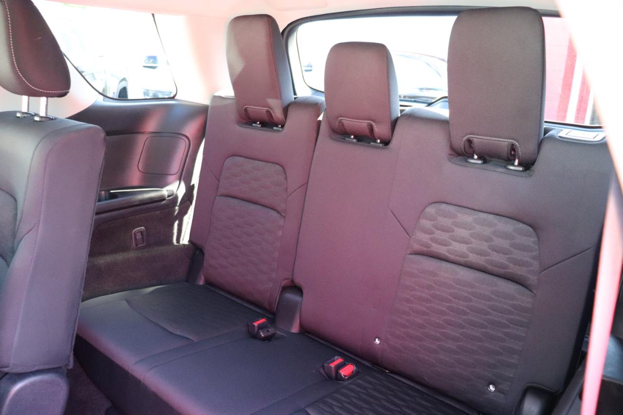 Nissan Pathfinder SV 2WD 2024