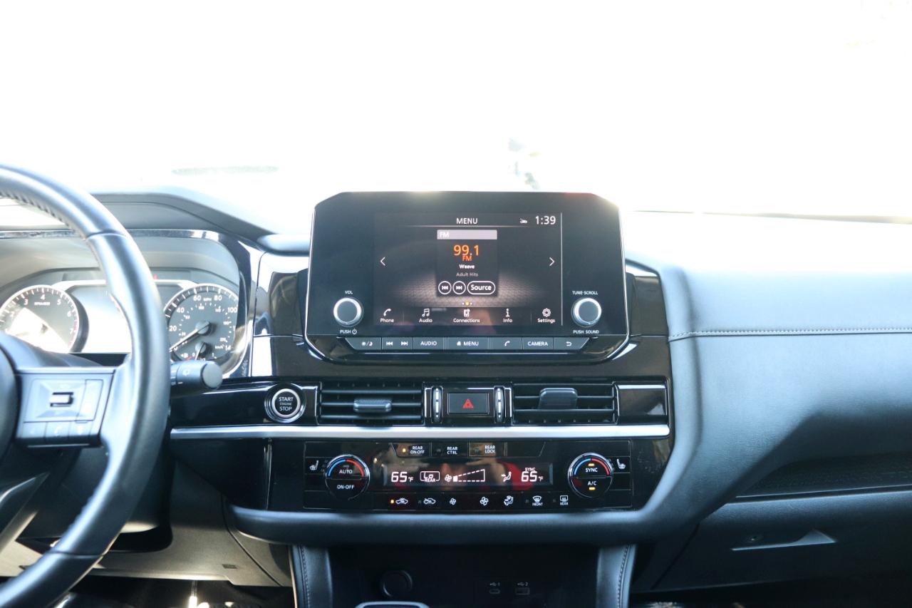 Nissan Pathfinder SV 2WD 2024