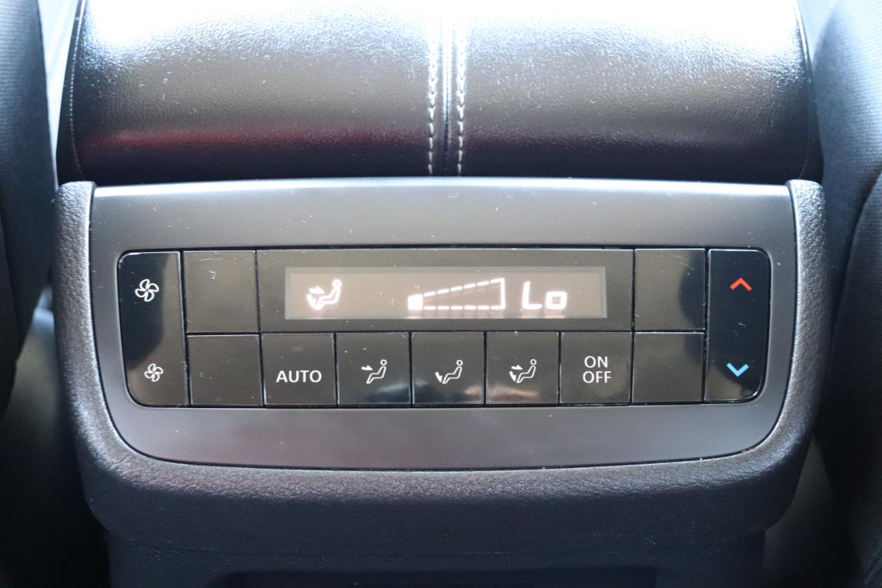 Nissan Pathfinder SV 2WD 2024
