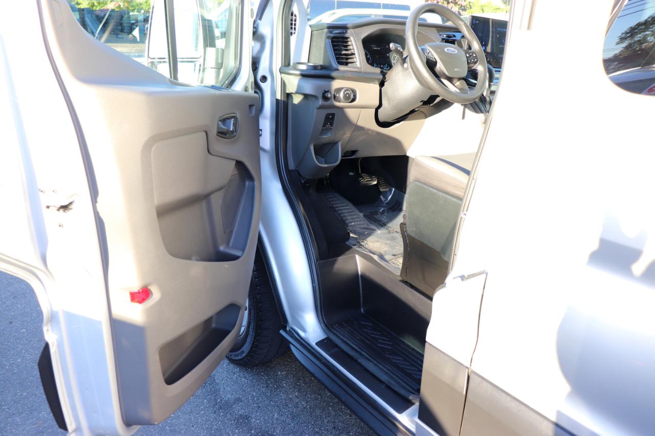 Ford Transit Passenger Wagon T-350 148" Med Roof XLT AWD 2025