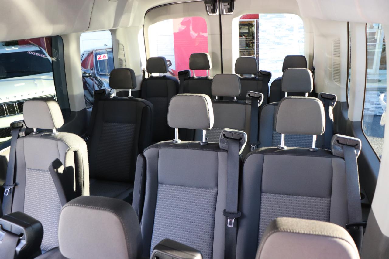 Ford Transit Passenger Wagon T-350 148" Med Roof XLT AWD 2025
