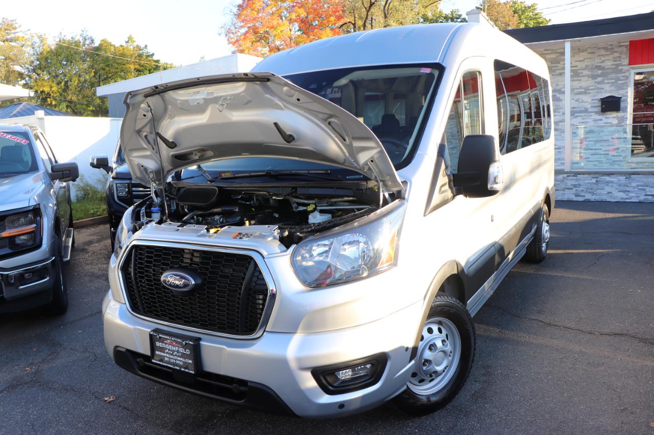 Ford Transit Passenger Wagon T-350 148" Med Roof XLT AWD 2025