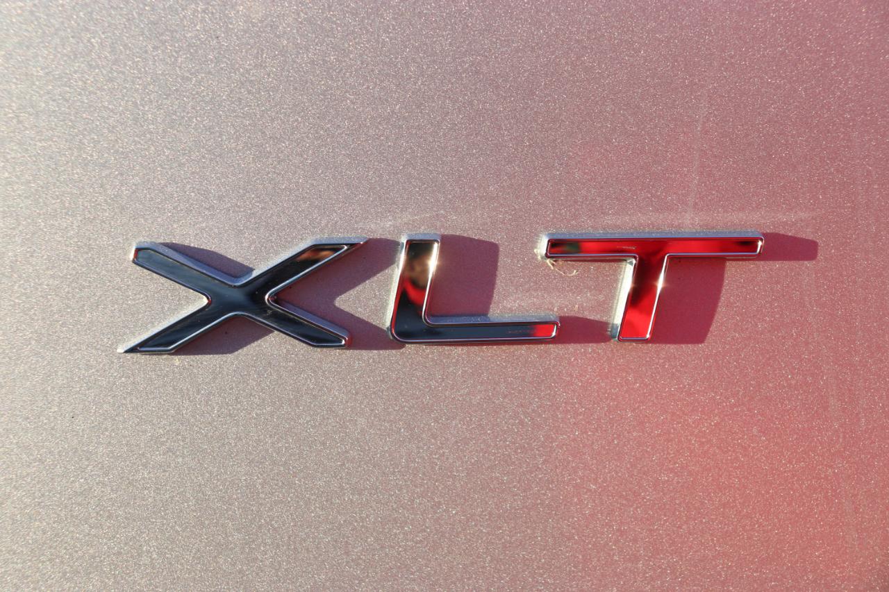 Ford Transit Passenger Wagon T-350 148" Med Roof XLT AWD 2025
