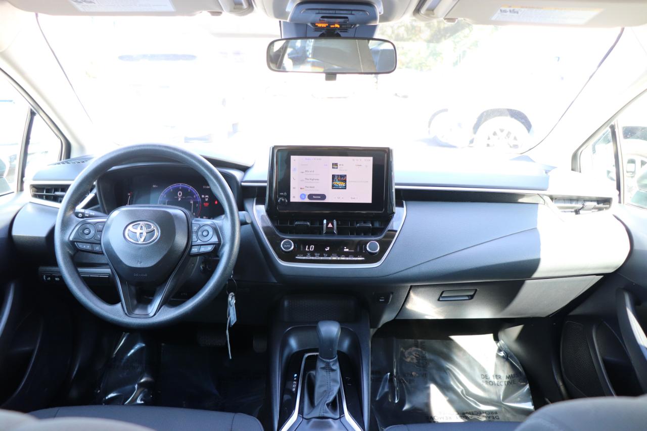 Toyota Corolla LE CVT (Natl) 2026