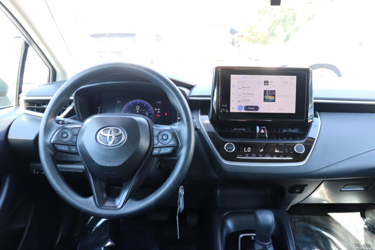 Toyota Corolla LE CVT (Natl) 2026