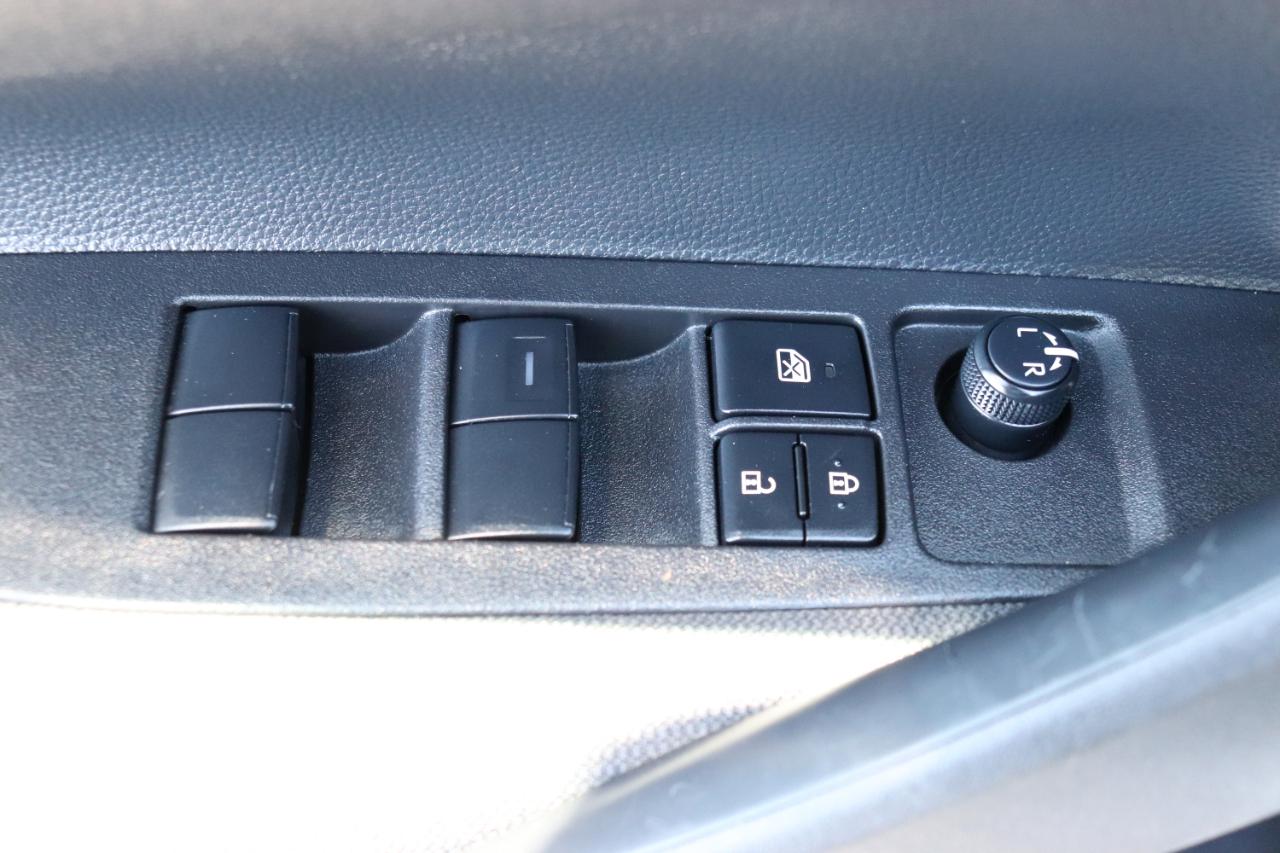 Toyota Corolla LE CVT (Natl) 2026