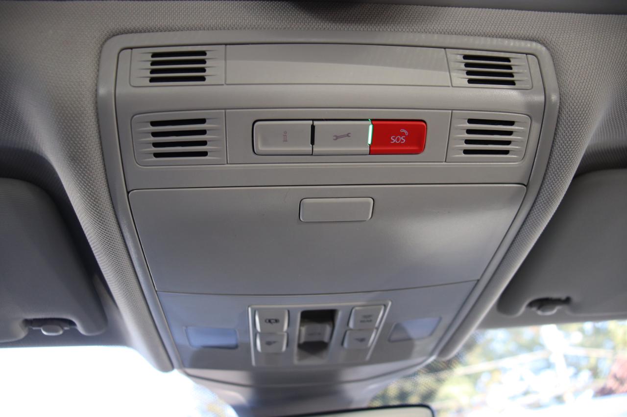 Volkswagen Jetta SE Auto 2024
