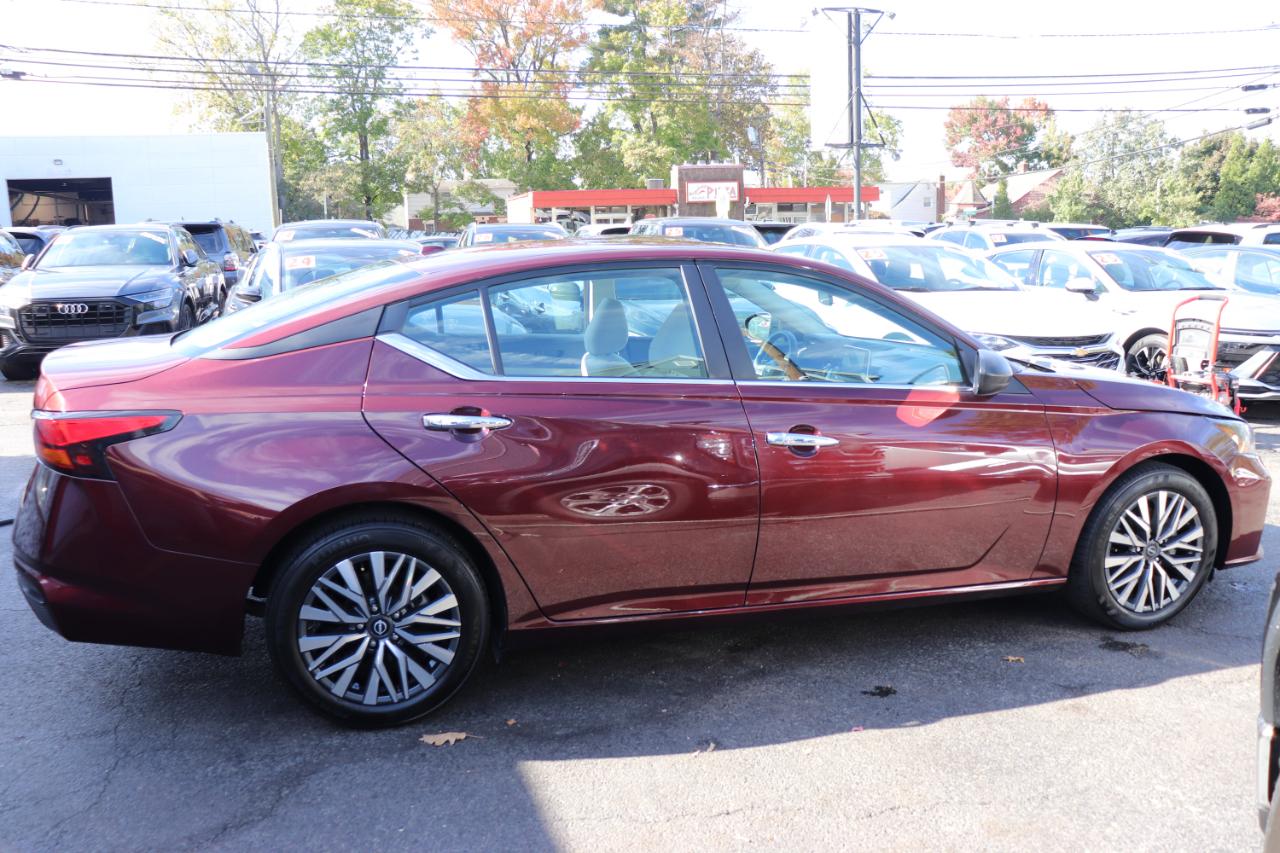Nissan Altima SV FWD 2025