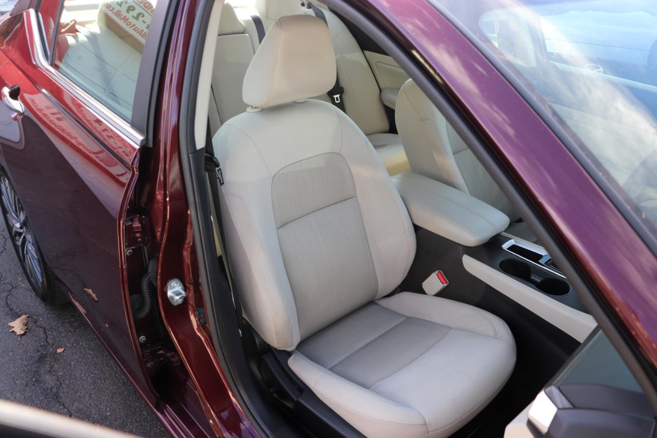Nissan Altima SV FWD 2025