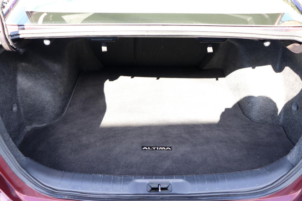 Nissan Altima SV FWD 2025