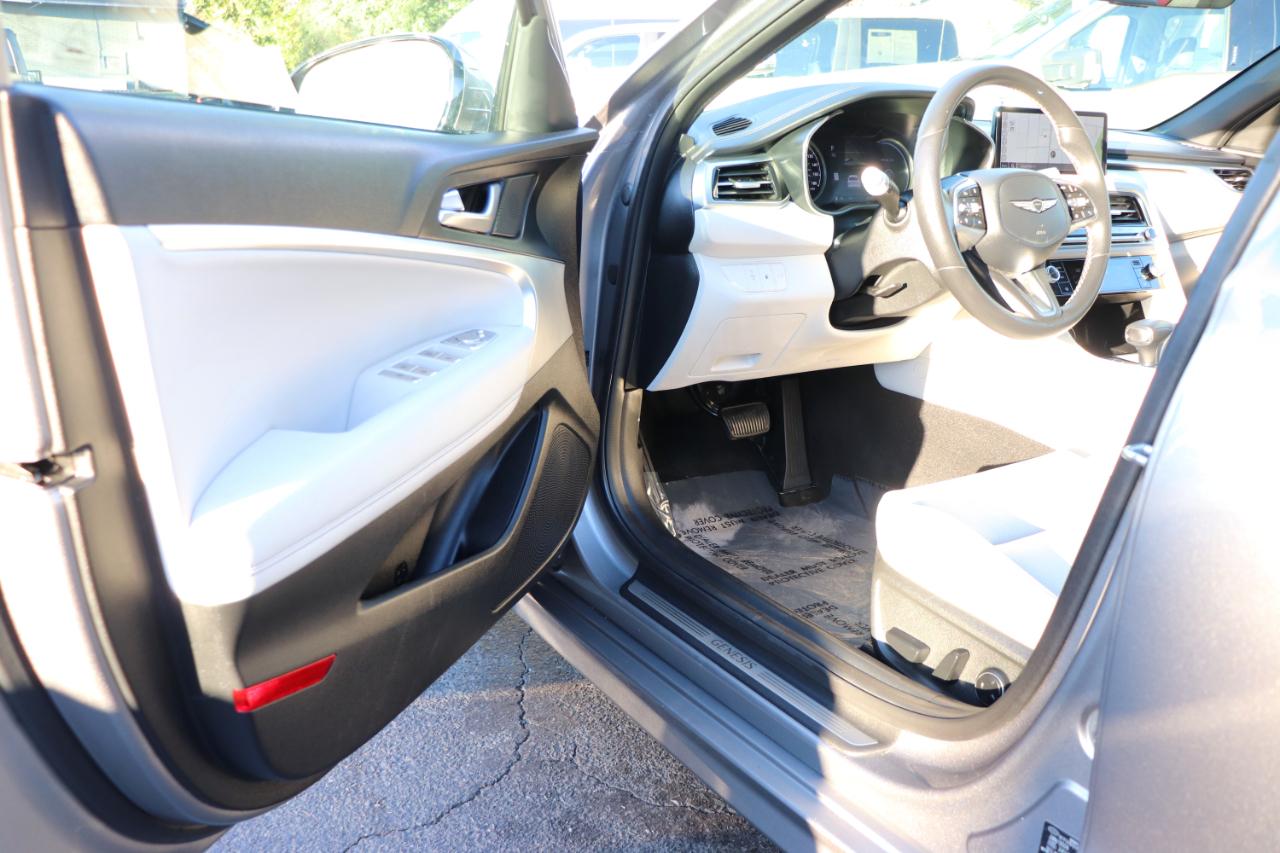 Genesis G70 2.5T AWD 2024