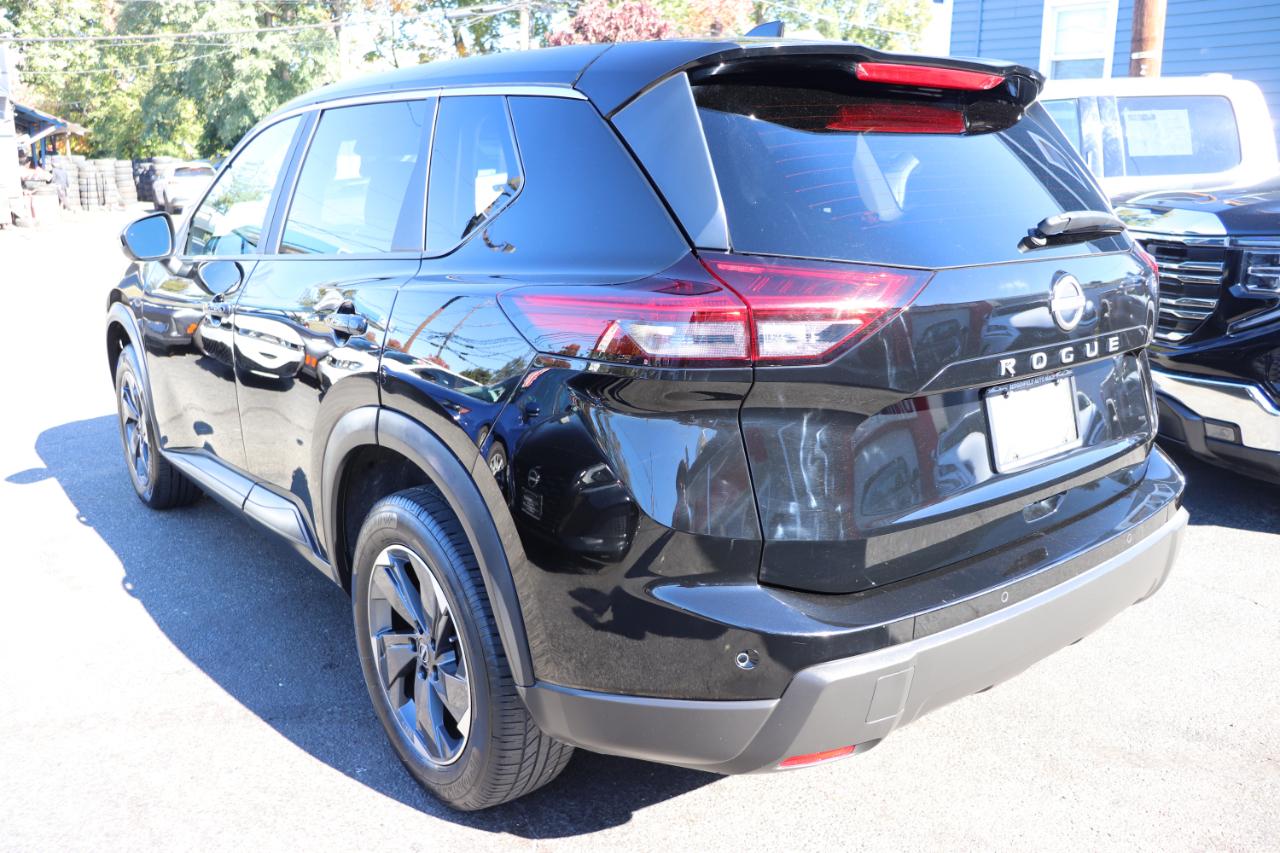 Nissan Rogue FWD SV 2025