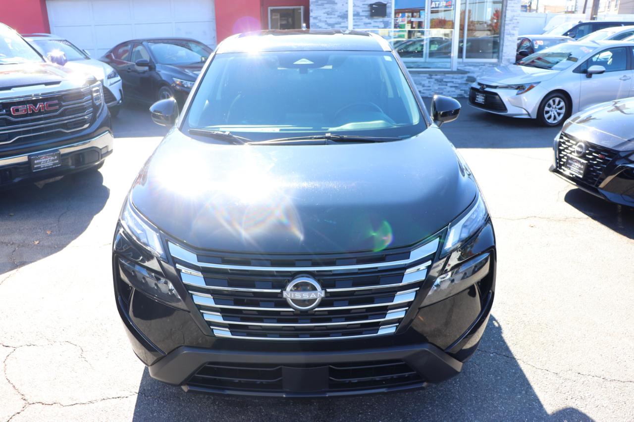 Nissan Rogue FWD SV 2025