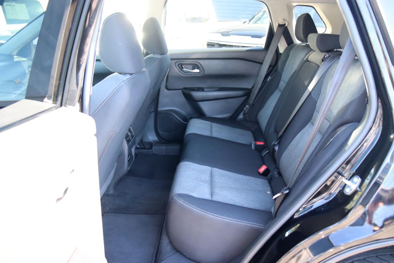 Nissan Rogue FWD SV 2025