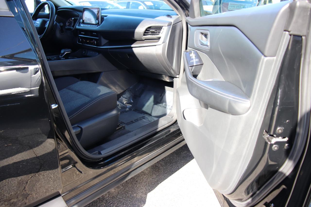 Nissan Rogue FWD SV 2025