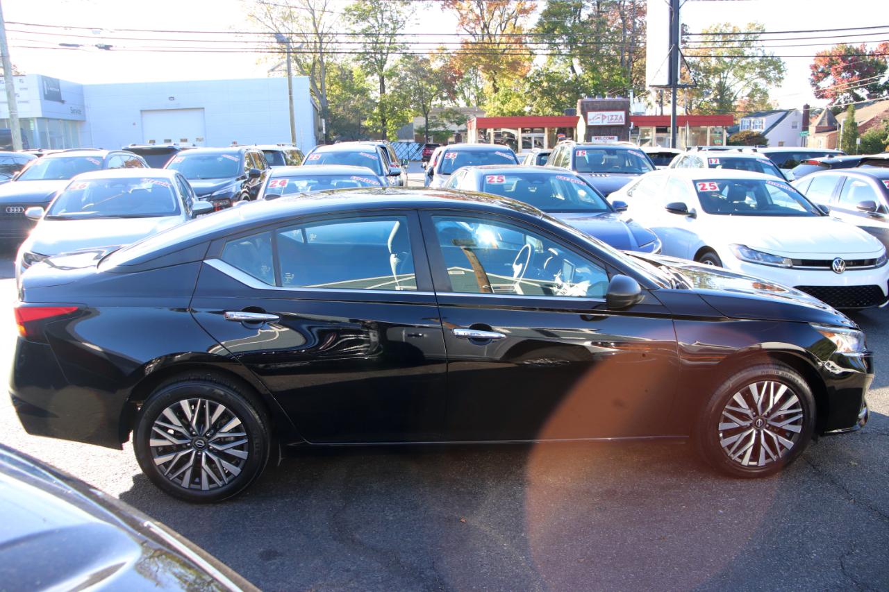 Nissan Altima SV AWD 2025
